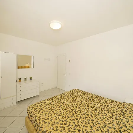 Apartman Bilocale Raffa